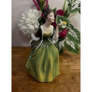 Royal Doulton‎ Fleur HN2368 Bone China Figurine Green Dress 1967 England